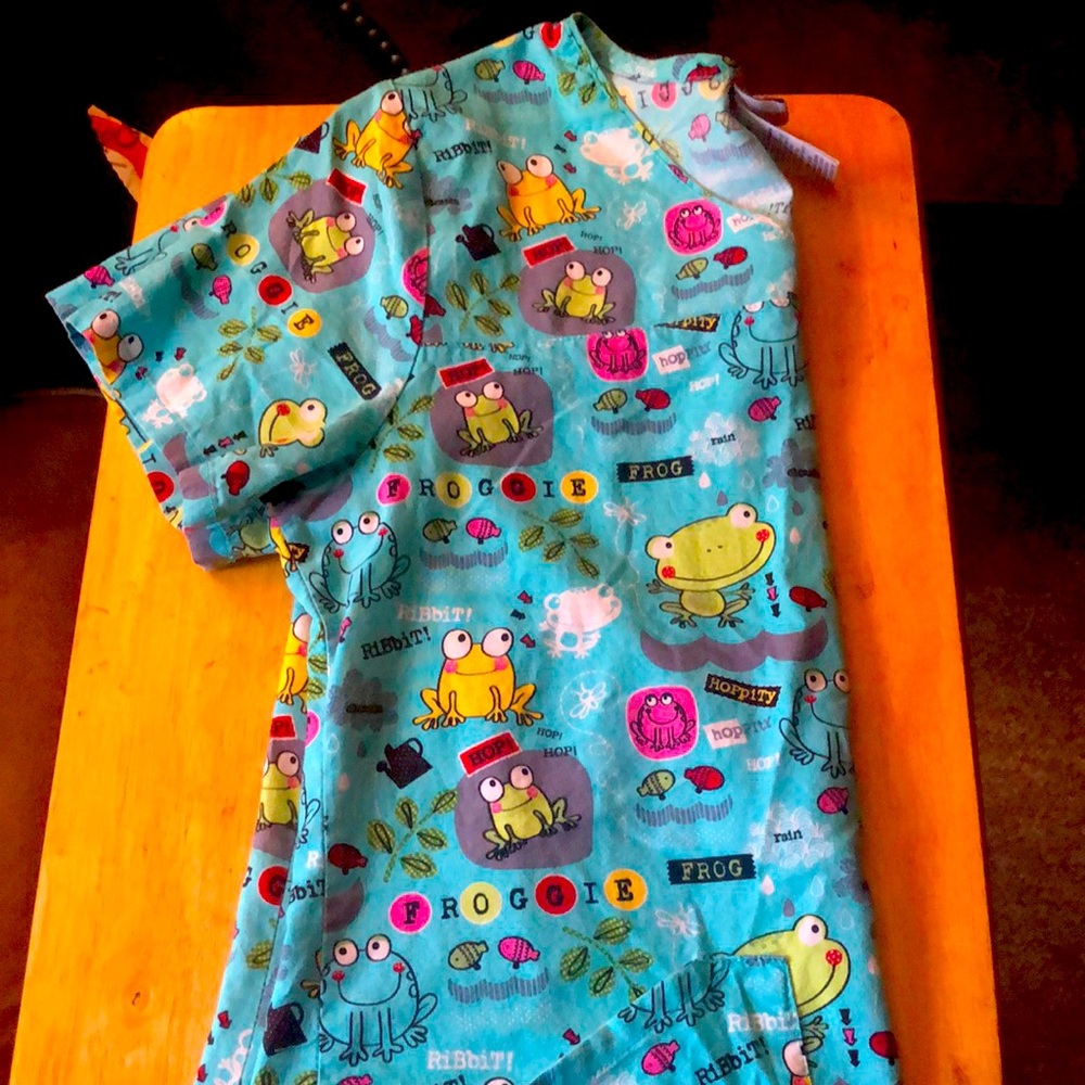 Scrub Star Women’s Xs cute scrub top